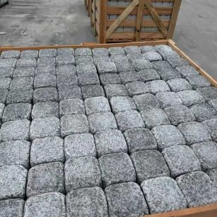日喀则布 园林景观滚石