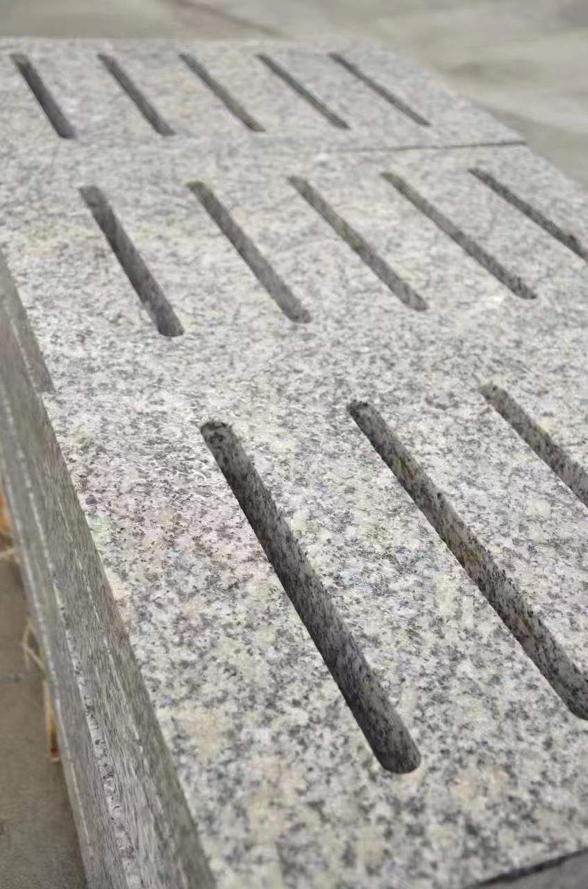 日喀则布芙蓉白水沟盖板
