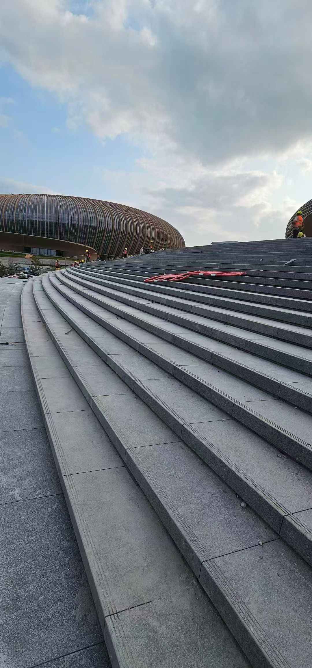 日喀则布 弧形整石台阶铺装效果图