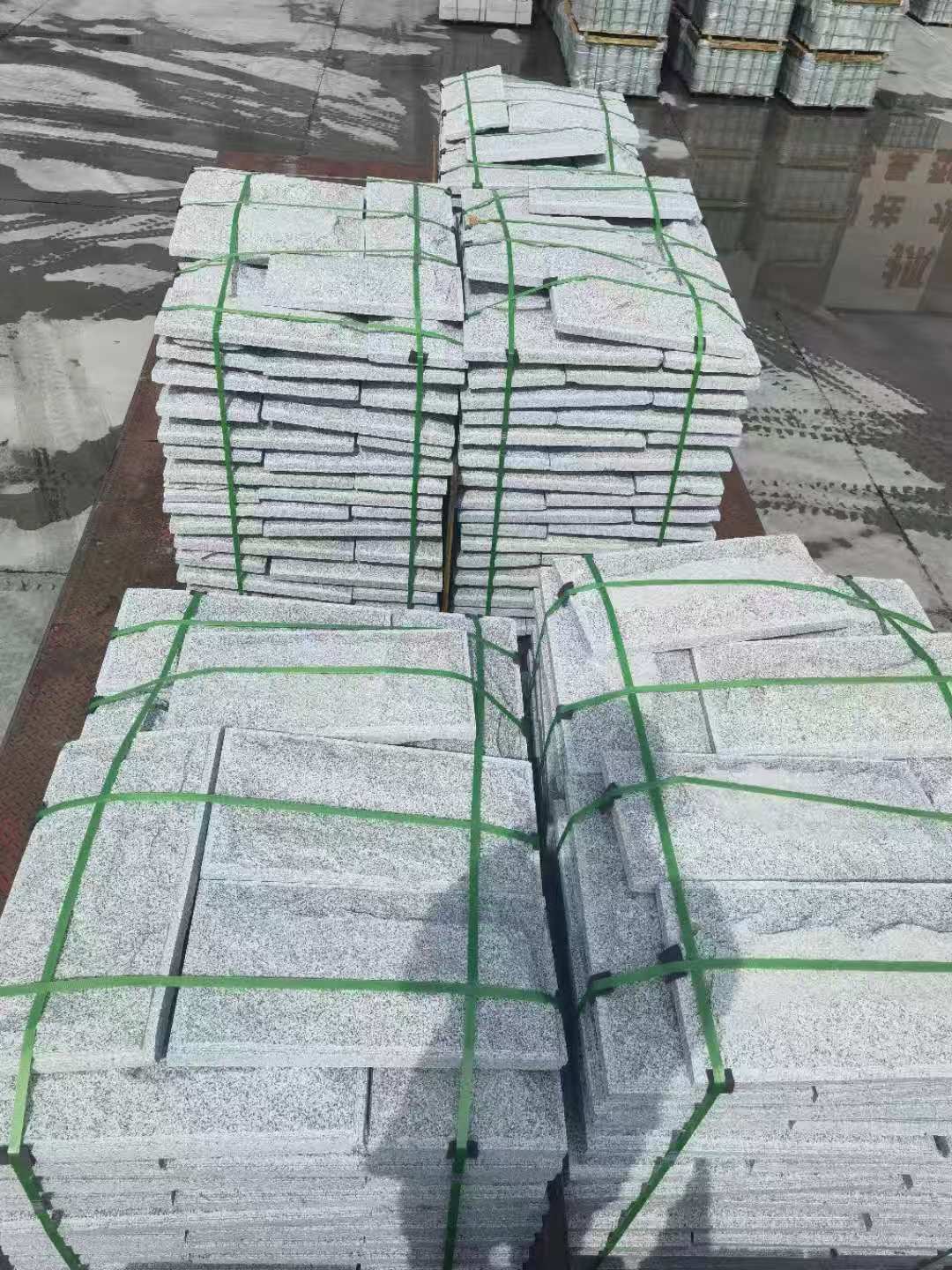 日喀则布 芝麻白蘑菇石装车出货